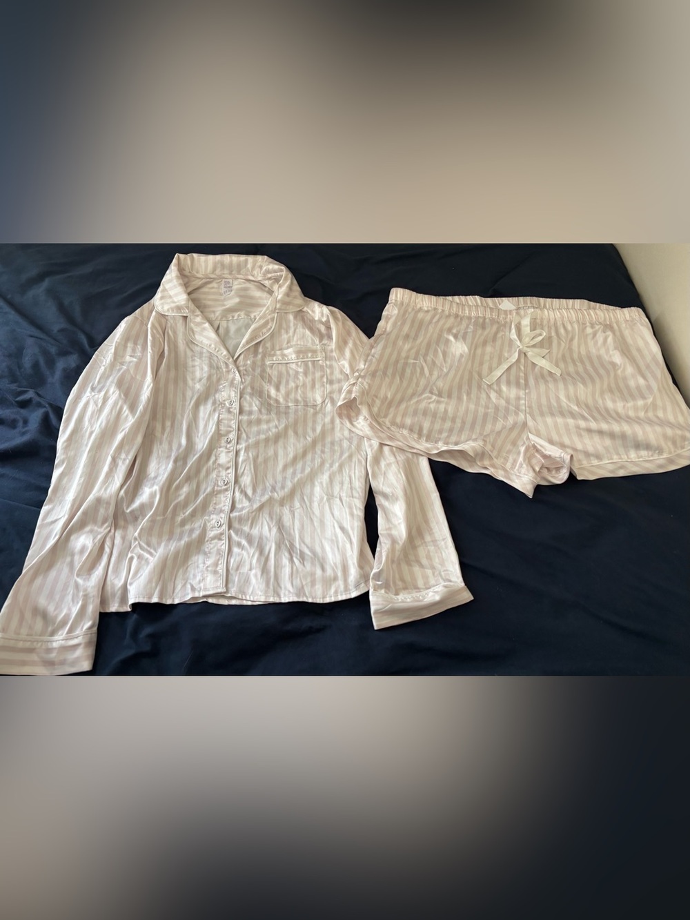 Women’s Size XL Stars Above Satin White & Cream Striped Pajama Set